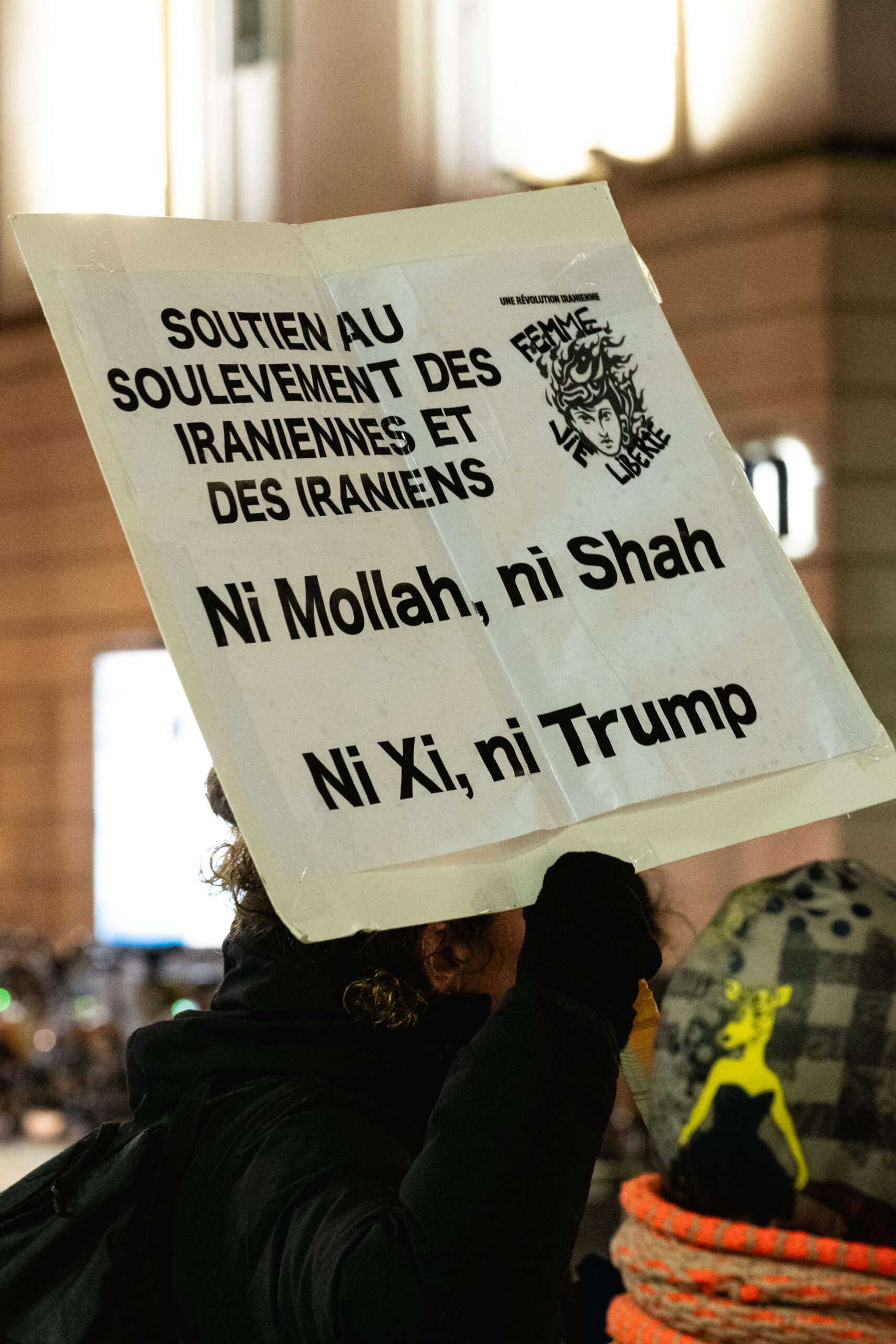 Soutien au peuple iranien - Irruption