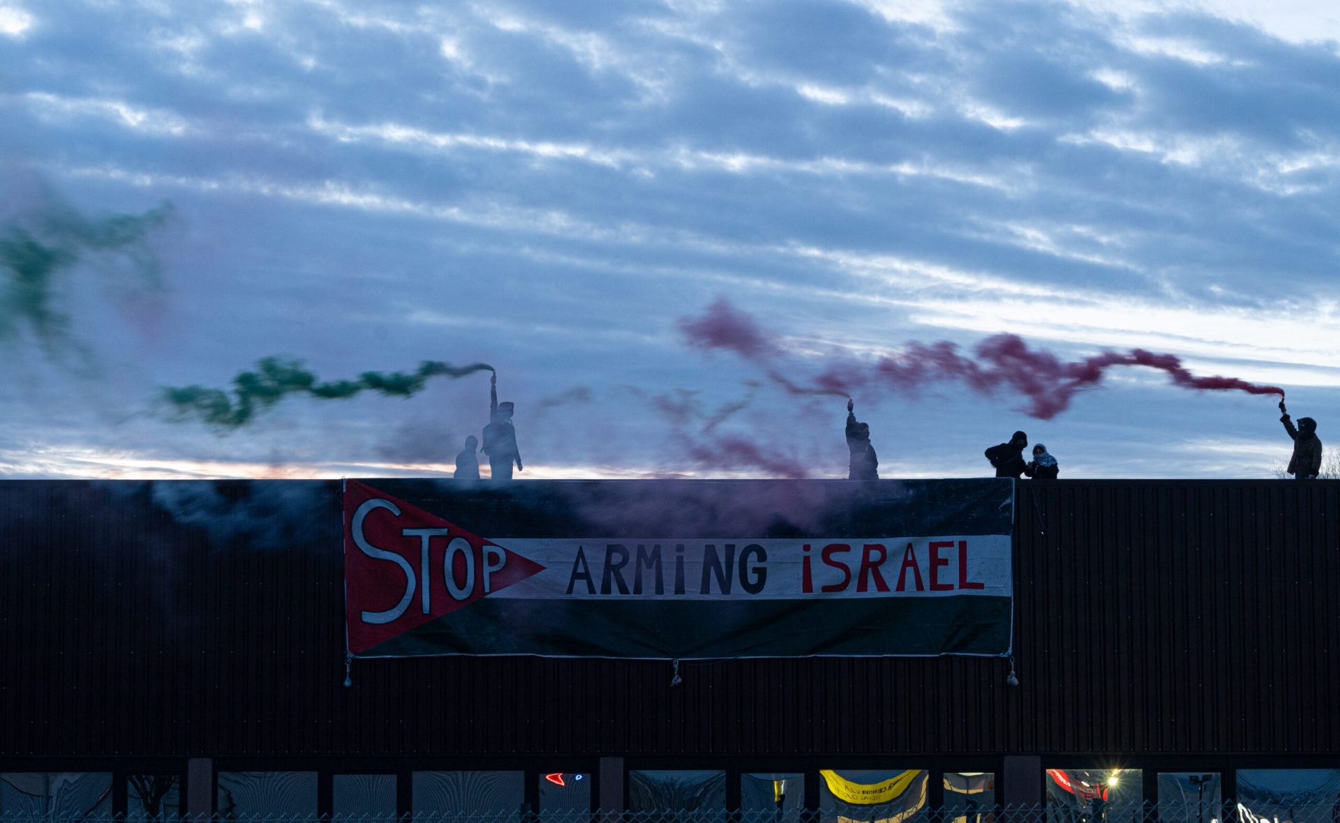 shut-elbit-down-209-1